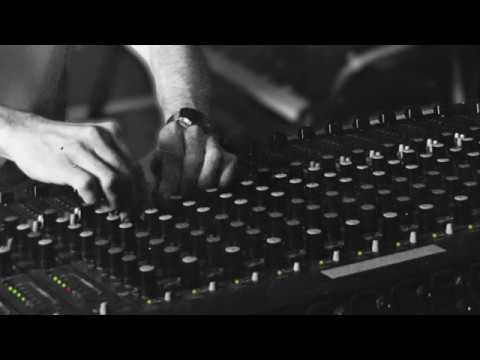 Inicjatywa - Praca (feat. Pióro)