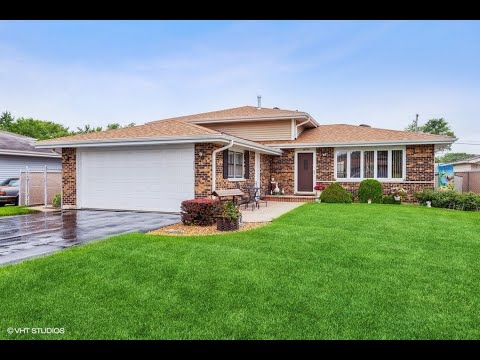 16756 92nd Ave, Orland Hills ~ $285,900