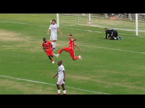 Velo conquista vitória no primeiro jogo das quartas