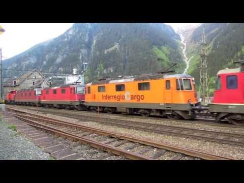 Gotthardbahn Göschenen Mehrfachtraktion Re's SBB Re 4/4 Re 6/6