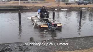 preview picture of video 'Muddring i Norje småbåtshamn med Truxor'