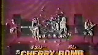 The Runaways - Cherry Bomb 1977 Live Japan TV