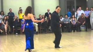 Gustavo Naveira & Giselle Anne, "Alas Rotas", 1/4