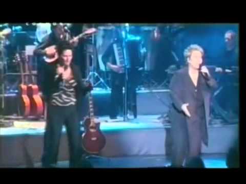 Dimitra Galani & Alkistis Protopsalti at Vox club