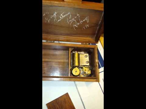 David Rubinoff signed Thorens Music Box