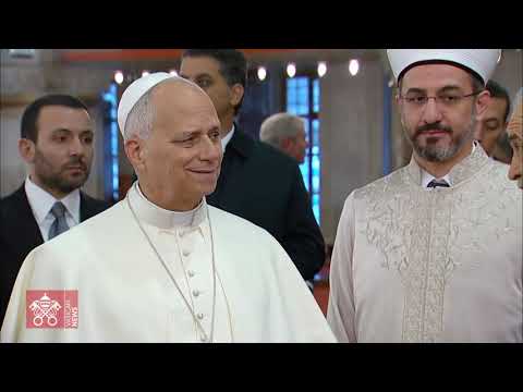 
                    레오 14세, 이스탄불 블루 모스크 방문
                