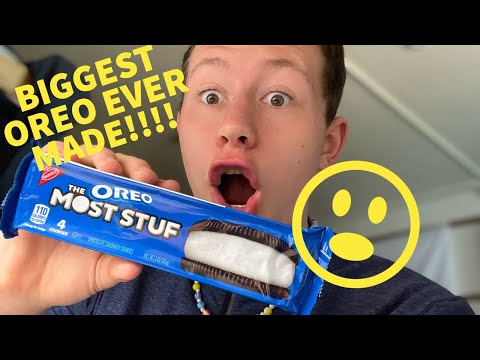 I ATE THE BIGGEST OREO EVER MADE!!!!