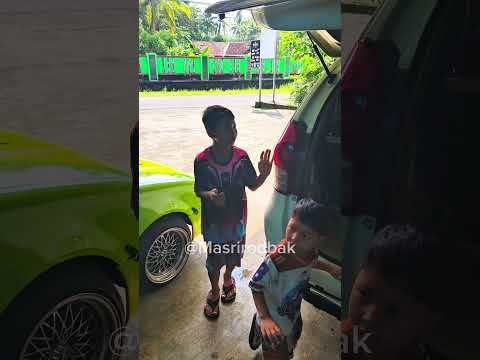 Bersembunyi di jok belakang #shorts