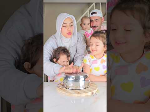 شو كان غداكم يوم شفتوا المقطع 🤭 نحن دجاج بالفرن🍗