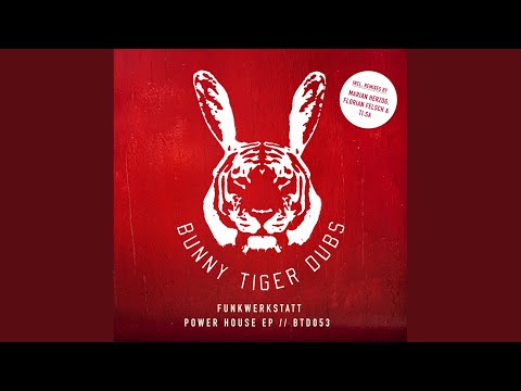 Smiling Suits (Original Mix)