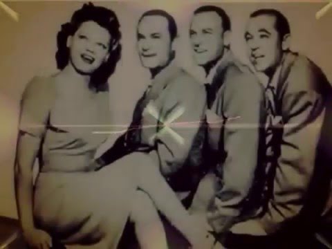 The Pied Pipers - The Trolley Song (1944)