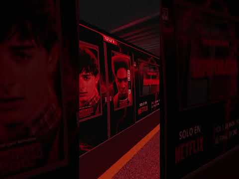 Metro De Santiago de Chile | Linea 1 | Tren Strager Thigs En Estacion Central