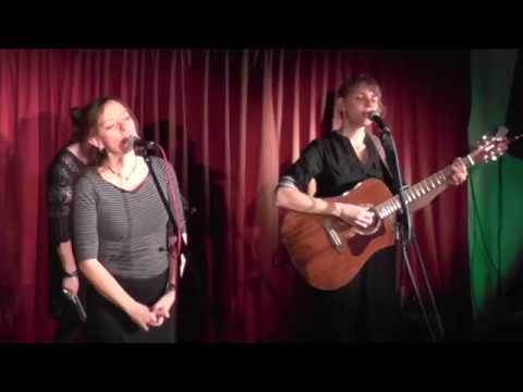 The Lasses Live Konzert im Maximal in Rodgau