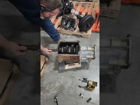 Opening an unmolested NV4500 for the first time.