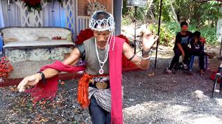 Download lagu Berjoget pulak..usik mengusik membawa bahagia mp3