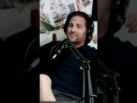 How To Become A Great Radio Presenter in 2022 (Kerry Collins - iHeartRadio) 📝🎙 #shorts