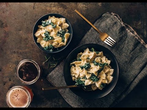 Alpine Cheddar and Kale Stovetop Macaroni & Cheese