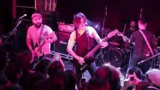 Allison -  Llama por favor Live Panamá