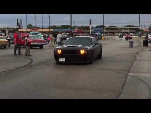 Dodge Challenger Hellcat at the Big 95 KBGO CARS 'N 'CANS Cruise, (November 5th 2016)