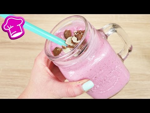 Erdbeer Milkshake mit Ü-Eier Schoko | Super einfach & total lecker | Yummy Drink