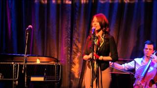 Carner and Gregor: Maria Coyne sings New York Do You Care from Island Song