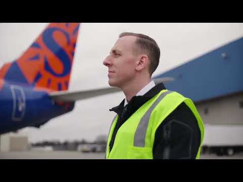 Sun Country Pilot Stories: Tony Loeks