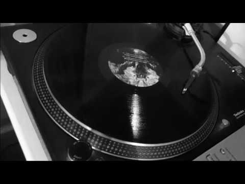 Enzo Leep & Saul Nieto - Magnetic Blue Eagle