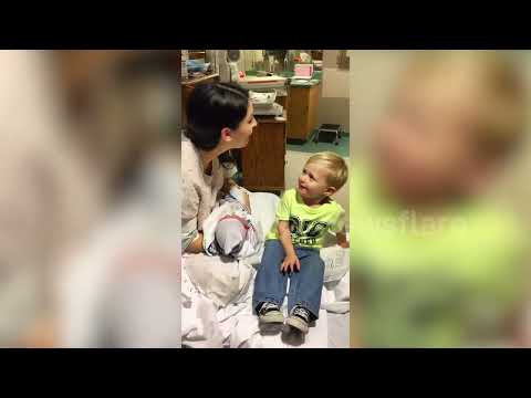 Il bambino ha detto "Non mi interessa" quando ha incontrato la sua sorellina.