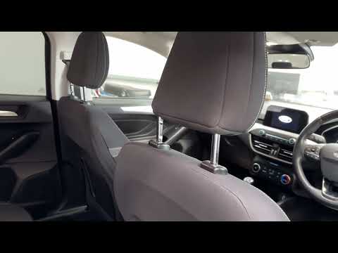 19 FORD FOCUS ZETEC PETROL - Image 2