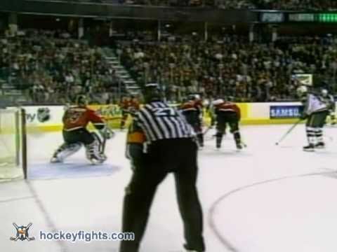 Kyle Wanvig vs Steve Montador Nov 1, 2005