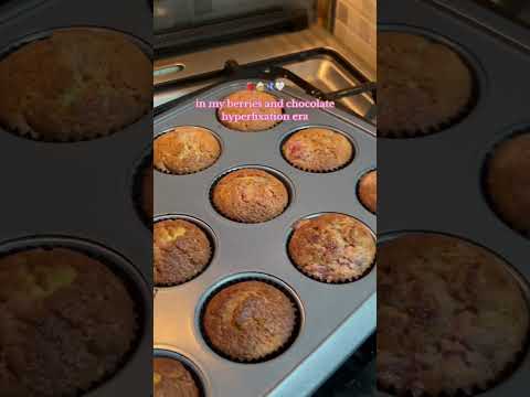 berries 🔛🔝 #food #baking #trend #cupcakes #chef #pastry