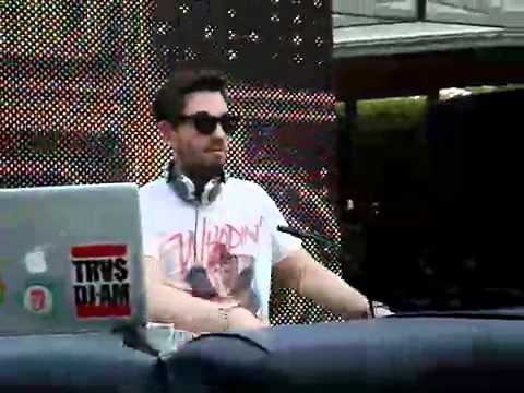 DJ AM - WMC 2009 Part 1