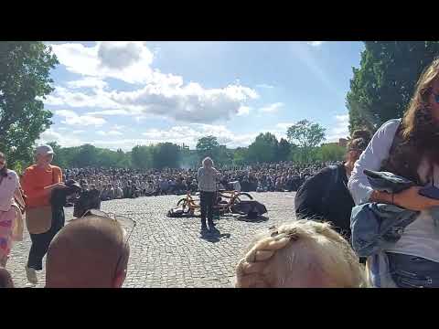 Karaoke 🎤at #Mauerpark #Berlin