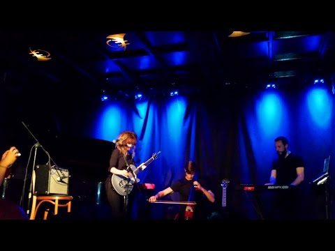 Evi Vine ( Folk/Dream/Pop/ ) // live in Leipzig ~ 12.09.2014 //