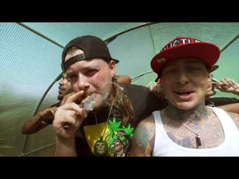 100 Doobiez - Mobbo Rawbo (ft. Julz inked up )