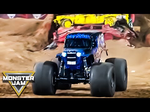 Son-uva Digger Freestyle | Monster Jam World Finals XIV | Monster Jam