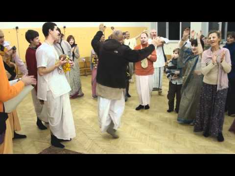 2011.10.22. Vyasa Puja 2011 -4- Final Kirtan - Kaunas, Lithuania