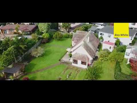 40 Matai Road, Greenlane - Heather Walton & Caleb Rufer