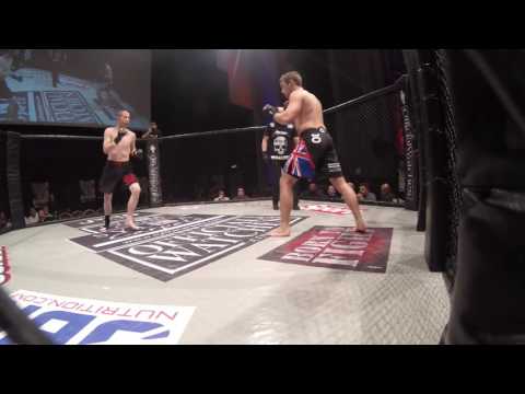 UCMMA Cage Fighting at the Troxy