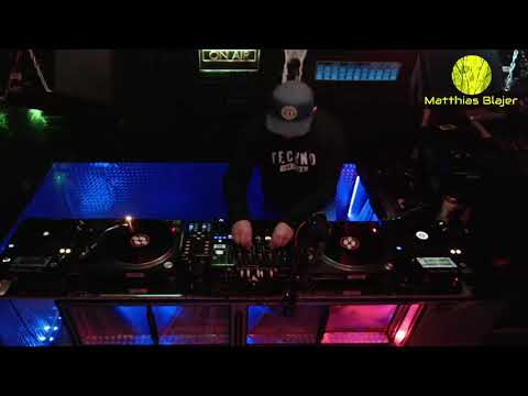 Real Underground Techno auf 3 Decks für Fortgeschrittene Techno liebhaber mit feat.THOMAS CZUPALA