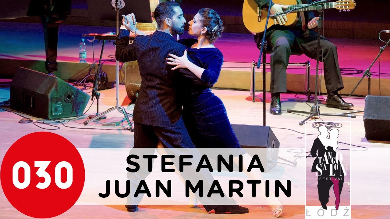 Juan Martin Carrara and Stefania Colina – Nueve de julio by Roberto Siri #JuanMartinStefania