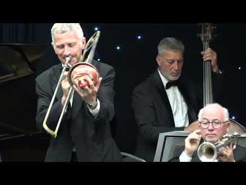 Theme SHAKE THAT THING! - ABE LYMAN ORCHESTRA @ Mike Durham's Intern. ClassicJazzParty 2022, Nov 5TH