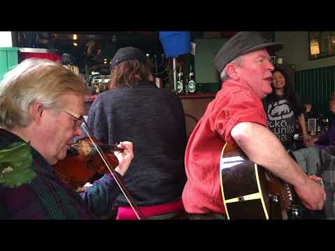 Rundt om et "Flygel"