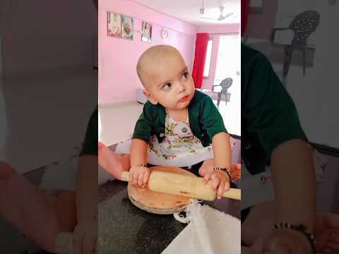 Cute baby 🥰 try make Roti | Vaishnavi | Hor sanu ki chahida | Dilpreet Dhillon | #baby