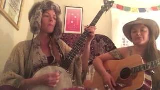 Banjo in Bed Session- Dolly Parton's 'Pain of Loving You.' ft. Margo May