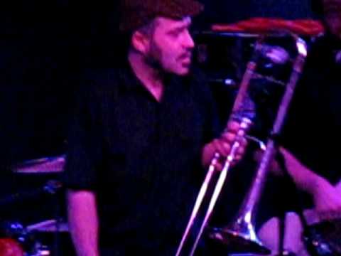 Mr. T-Bone an the Young Lions im Wiener Ost-Klub, Skanking Night #25