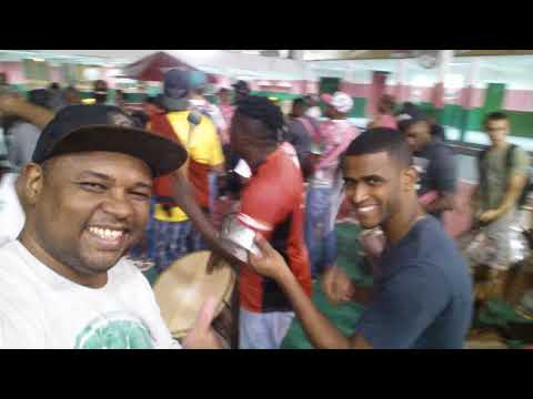 Bateria da Mangueira 2018