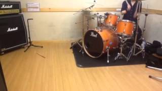 NICOTINEのSTRAIN叩いてみた。