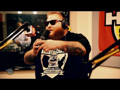Action Bronson freestyles on Flex