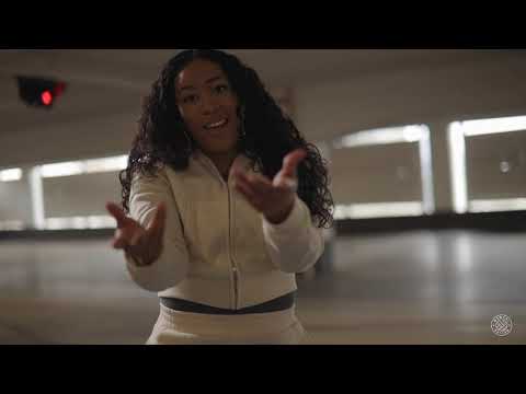 Lovelyy - Stappen Zetten ( Official video )